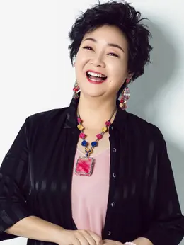 -（萨日娜饰演）